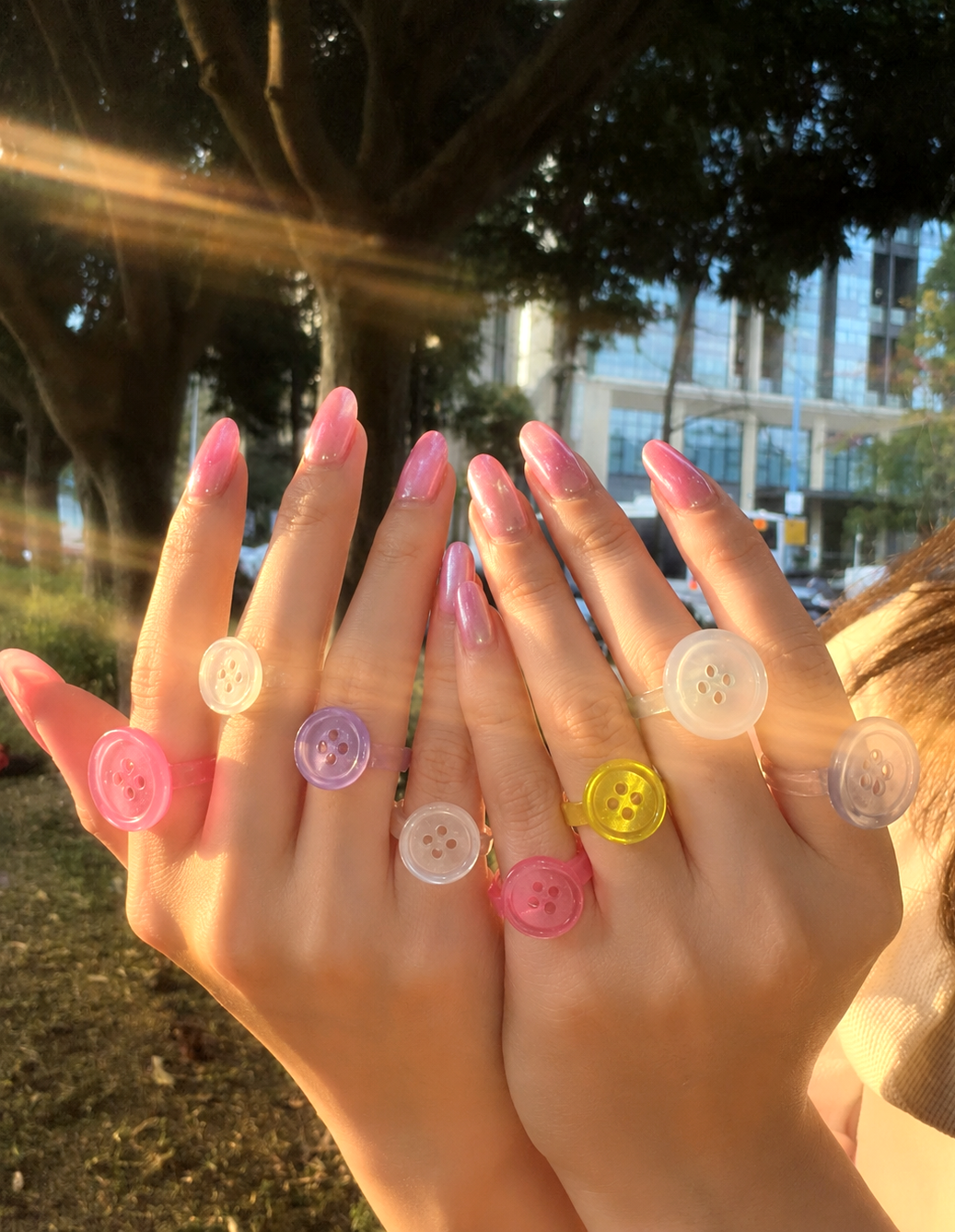 Aura Button Ring