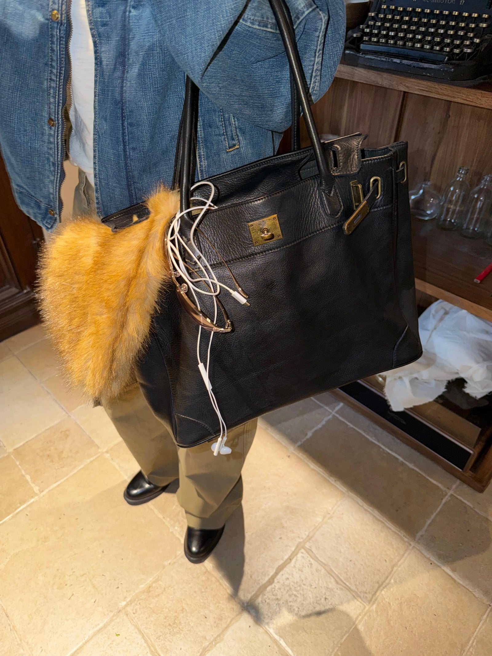 Firkin 45 Water-Dyed Leather Bag