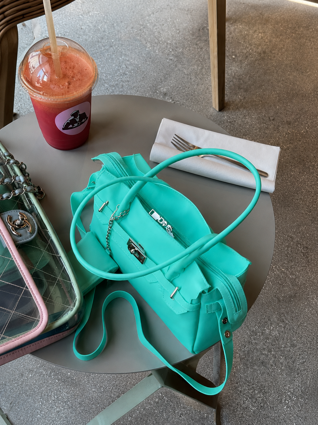 Jelly 35 Zip Shoulder Bag