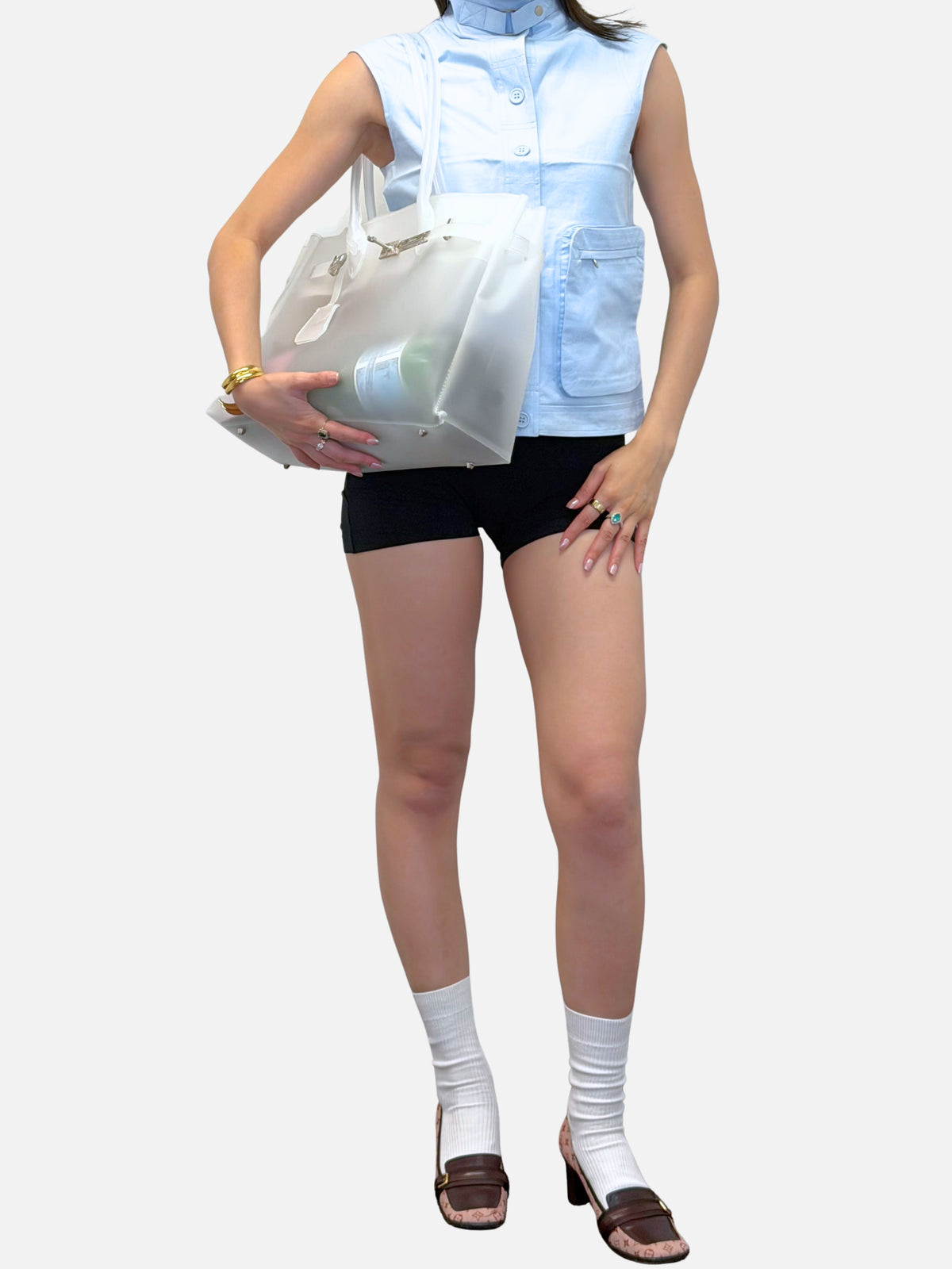 Jelly 40 Bag Exclusive Edition in Milk carried under the arm