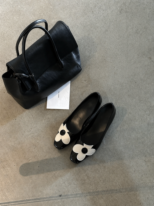 Patent Leather Flower Low Heel Pumps detail view 8