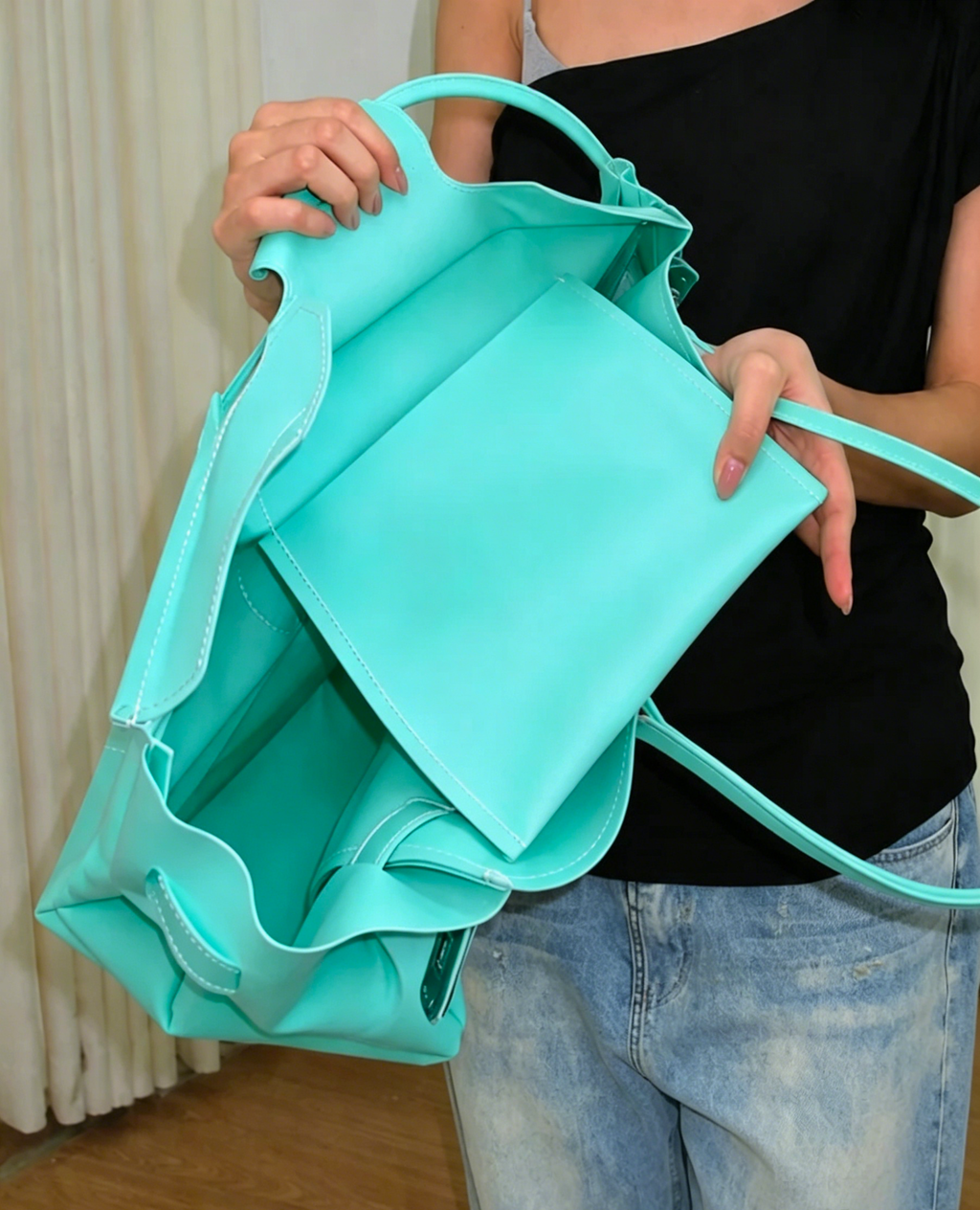 Jelly Firkin 40 Bag Classic Aqua interior view open